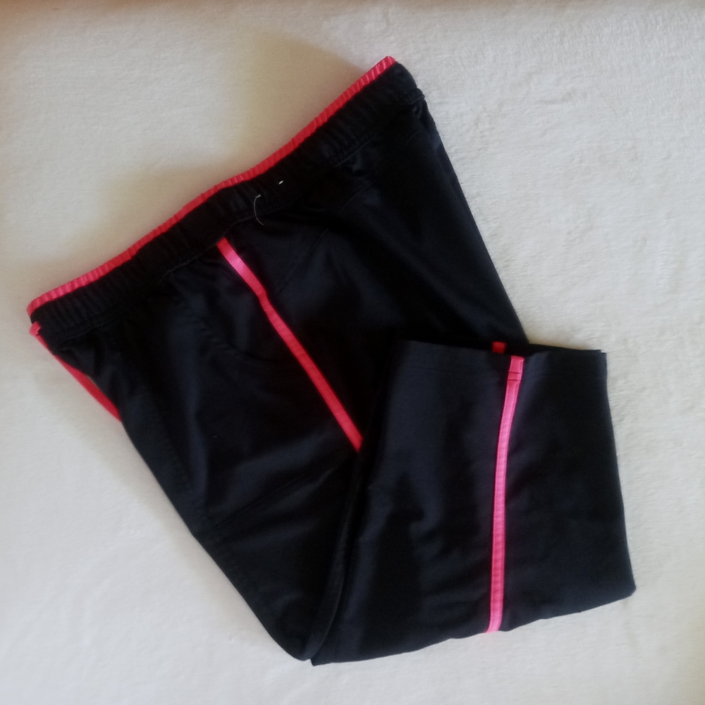 Made for Life Cropped Pants Petite M
